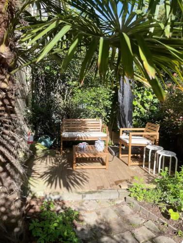 Appartement avec beau jardin