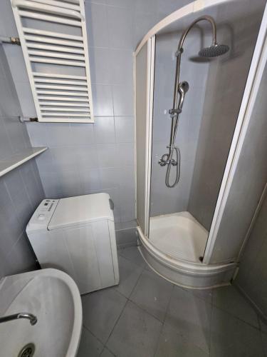 Phòng tắm tại Apartament Warszawska