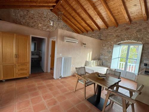 Φωτογραφία από το άλμπουμ του Balcony&Tower στην Αρεόπολη