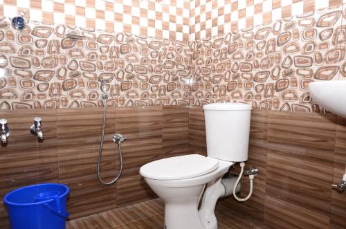 Phòng tắm tại Munnar Heritage Cottage