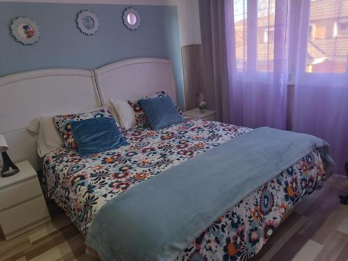 Postel nebo postele na pokoji v ubytování Casa Oviedo centro