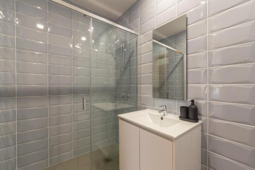3C Apartamento a 5 min da praia em frente ao metro