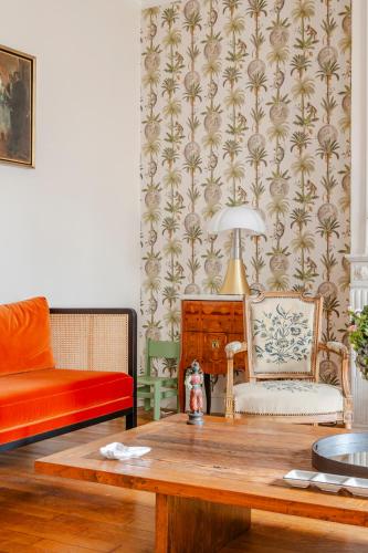 Photo de la galerie de l'établissement Veeve - Enduring Grace, à Paris