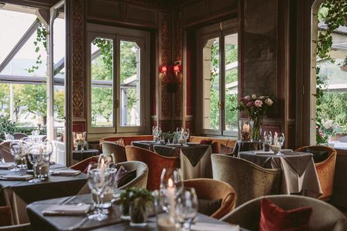 Un restaurante u otro lugar para comer en Albergo Terminus