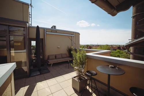 Water Tower Penthouse photo 45