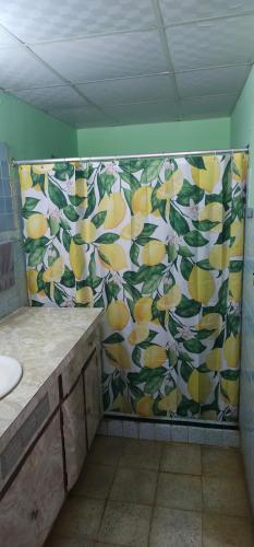 ラス・タブラスにあるCuartos independientes con baño privado - Casa La Dolce Vita Las Tablasのギャラリーの写真