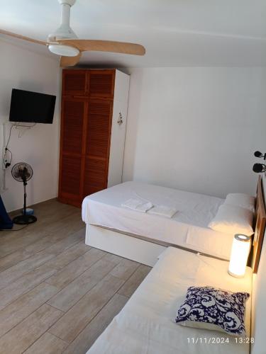 central luminous cute studio by the beach & harbour