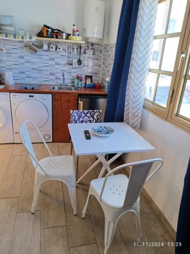 central luminous cute studio by the beach & harbour