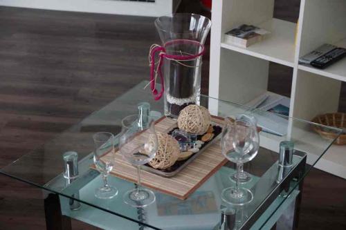Makanan di atau berdekatan apartmen