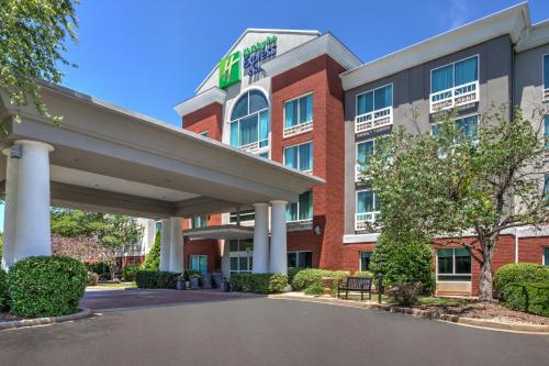 a rendering of the front of a hotel at Holiday Inn Express & Suites I-26 & Us 29 At Westgate Mall by IHG in Spartanburg
