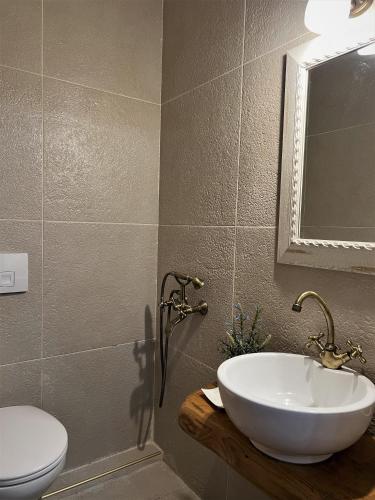 Gallery image of Aroma Piliou - Άρωμα Πηλίου in Mouresi
