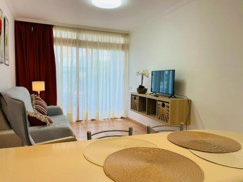 Las Brisas 51 by SunHousesCanarias