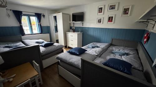 Postel nebo postele na pokoji v ubytování Chalupa - Josefína