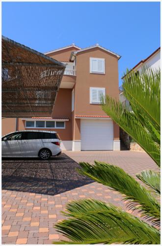 Apartments Rupe