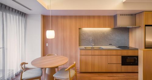 Nhà bếp/bếp nhỏ tại HOTEL LA VIGNE HAKUBA by Onko Chishin