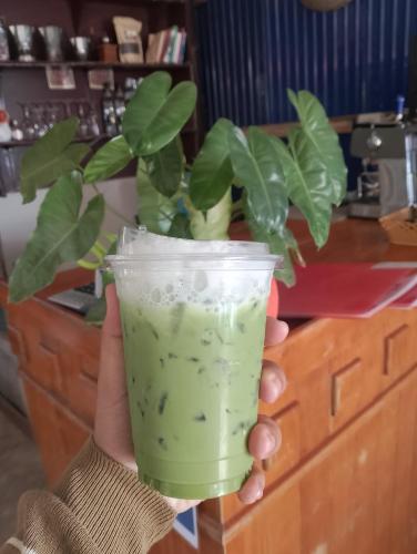 Minuman di AllNew bangalow Don det