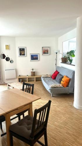 FLC - Timone Hospital - 2 Bedrooms - Max 6 Guests