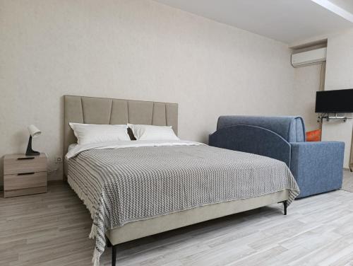 AURA on Umetalieva 84