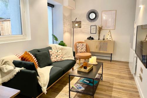 Photo de la galerie de l'établissement Grande terrasse en centre ville, à Aix-les-Bains