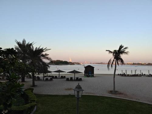 2 Bedroom beach front apartment photo 2