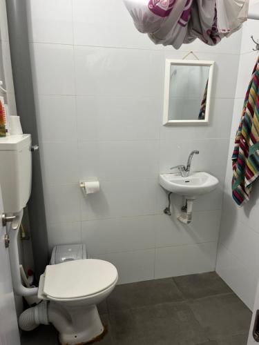 Φωτογραφία από το άλμπουμ του Apartments on Smelyanski 37 σε Μπερ Σεβά