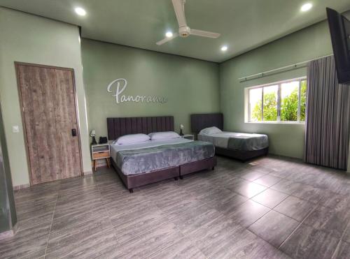 Postel nebo postele na pokoji v ubytování Hotel Panorama 1947