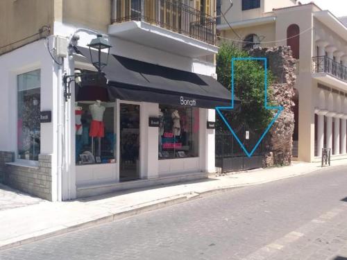 El edificio en el que está el departamento