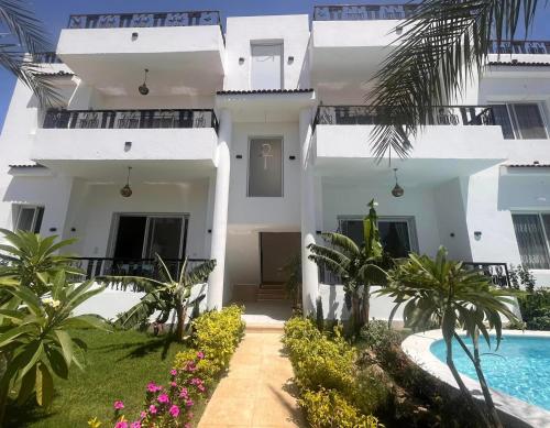 Amenti House - Private Villa & Retreat Center