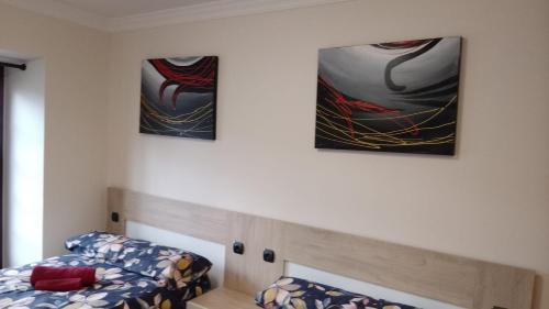 Ένα ή περισσότερα κρεβάτια σε δωμάτιο στο Apartamento plaza Mayor con garaje
