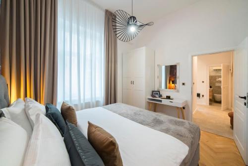 Pacha Luxury 2BR - Central Zagreb