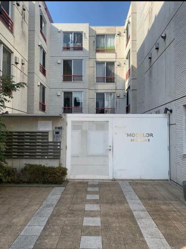 Shirokane Apartment Hotel 3
