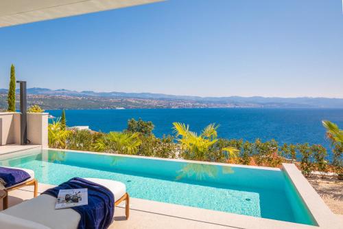 Heaven Apartment with swimming pool