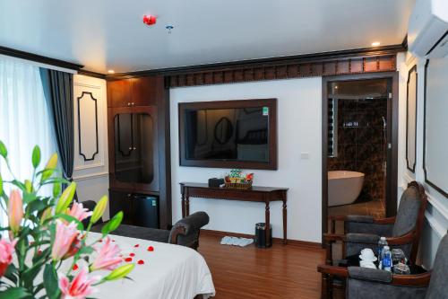 Posezení v ubytování Royal Hotel Trâu Quỳ