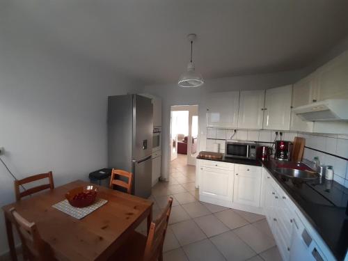 Spacieux et lumineux T5 avec 4 chambres, au centre-ville de Mulhouse, grand balcon, grand écran plat