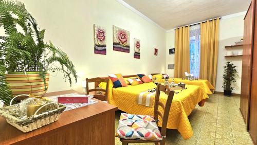 Postel nebo postele na pokoji v ubytování A Casa Simpatia Vaticano- Check-in only by appointment at least 2 hours in advance