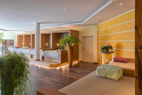 Postel nebo postele na pokoji v ubytování Parkhotel