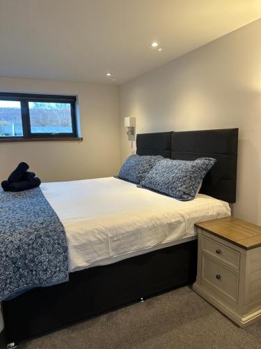 Katil atau katil-katil dalam bilik di Skyelander Apartments