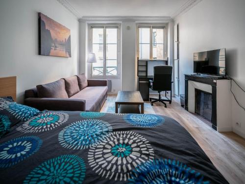 Flat 31m2 near Pompidou Center, Marais, les Halles, mobility lease only