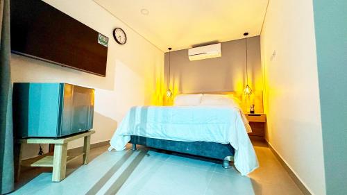 Μια τηλεόραση ή/και κέντρο ψυχαγωγίας στο Hotel Boutique - Light