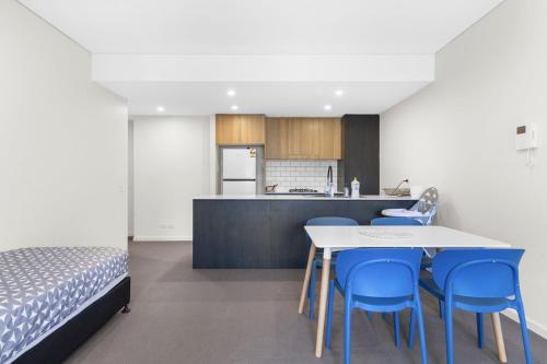 Η κουζίνα ή μικρή κουζίνα στο Lovely apartment in Manly Vale