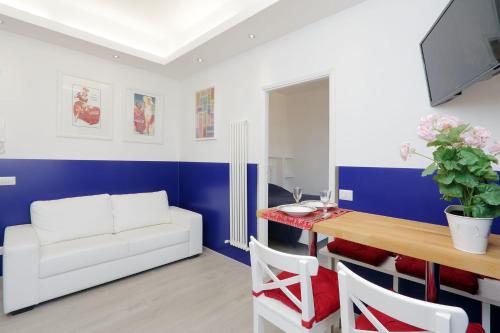 Bright Vatican 2 bedroom Apartment