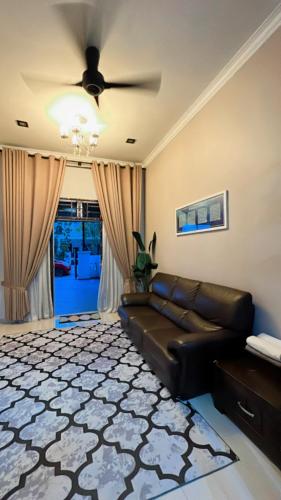 Gallery image of Payong Utama Homestay in Marang