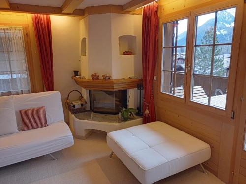 Minutes Walk from Gstaad Center - Great Apartment