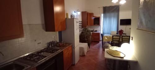 O bucătărie sau chicinetă la San Giorgio House