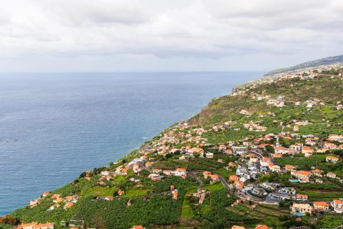 Ana's View, cozy apartment, AC, sea view & parking