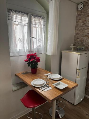 Appartement central des terres chaudes proche bord de mer