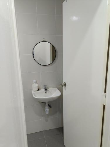 Un baño de Dream Anderson Condo