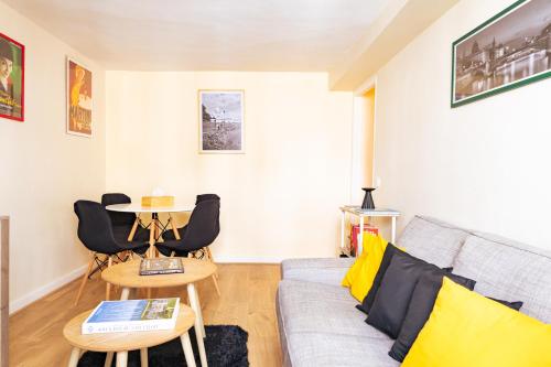 Photo de la galerie de l'établissement 40m2 Eglise Notre Dame de Lorette, à Paris