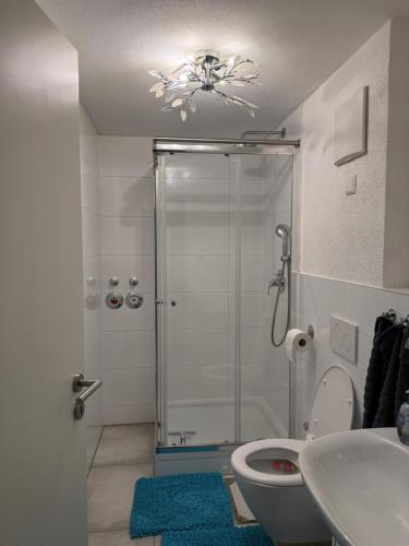 Bilik mandi di studio Apartment Æ