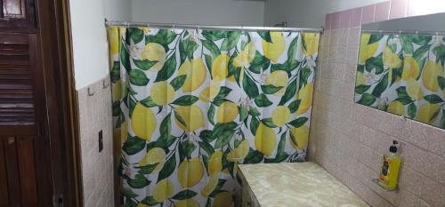 Ένα μπάνιο στο Cuartos independientes con baño privado - Casa La Dolce Vita Las Tablas